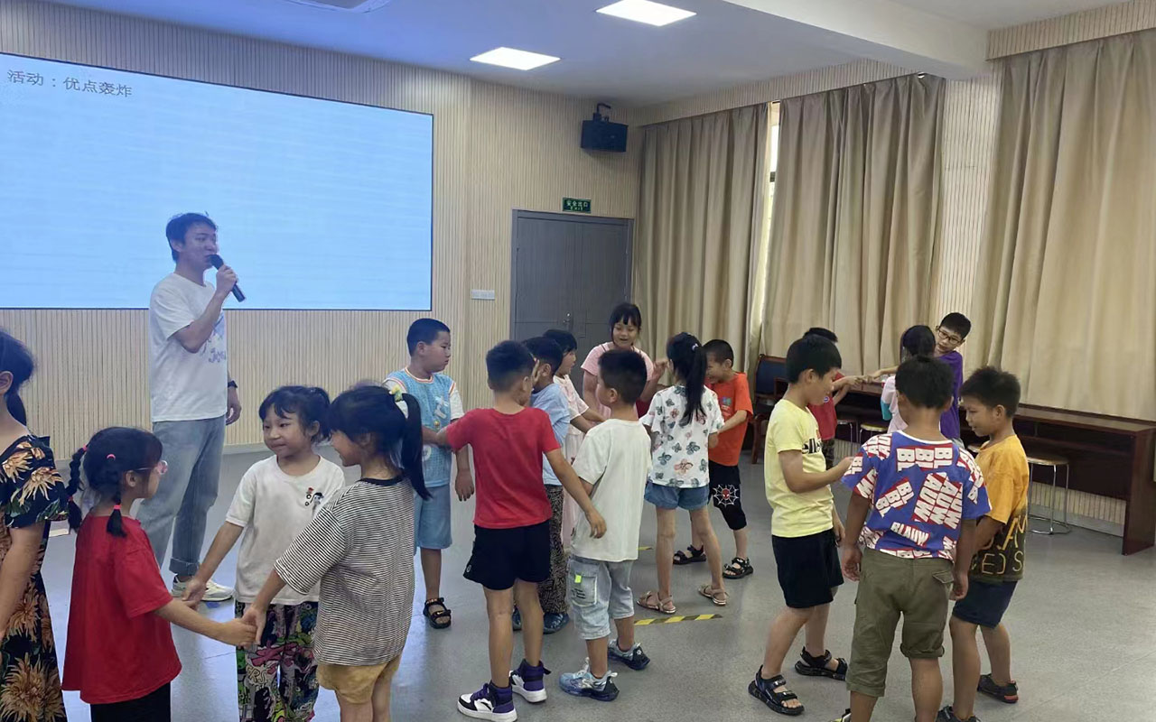 耀州龙观乡中心学校